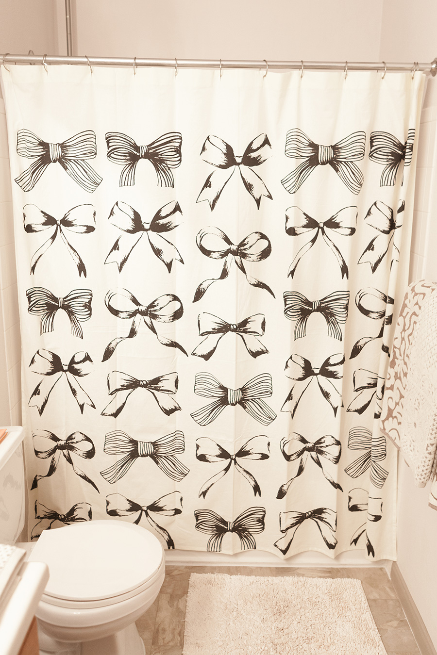 bow-shower-curtain